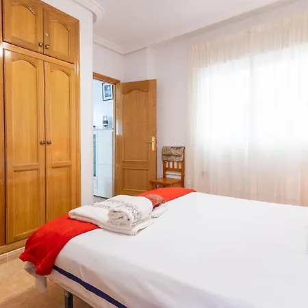 2 Bedroom Cozy In Торевьиа