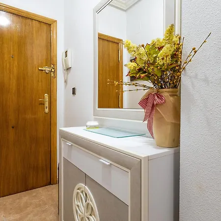 2 Bedroom Cozy In *