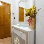 2 Bedroom In *